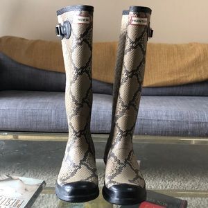 Hunter rain boots